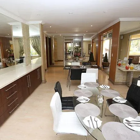 Summer Place 4* Germiston