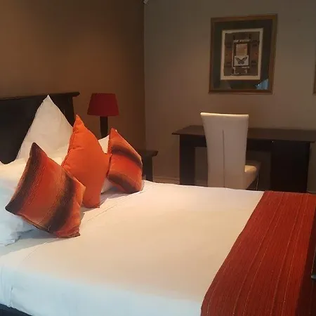 Summer Place Hotel